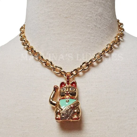 BETSEY JOHNSON PENDANT NECKLACE & EARRINGS SET LUCKING OUT LUCKY CAT - Picture 3 of 9